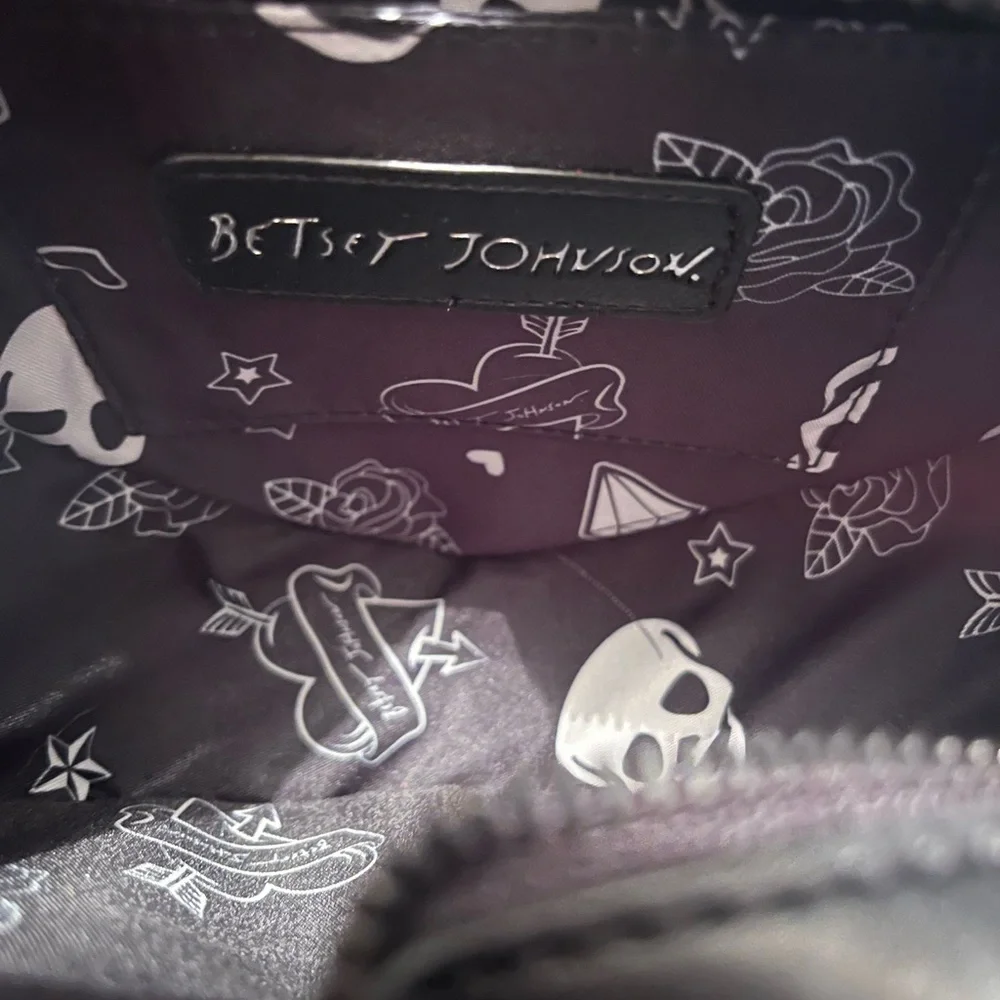 Betsey Heart Studded Handbag Crossbody - Picture 5 of 5